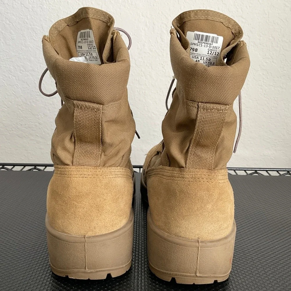 US Army Hot Weather Combat Boot Coyote Brown Vibram Men 11.5R SPM1C1-13-D-1017